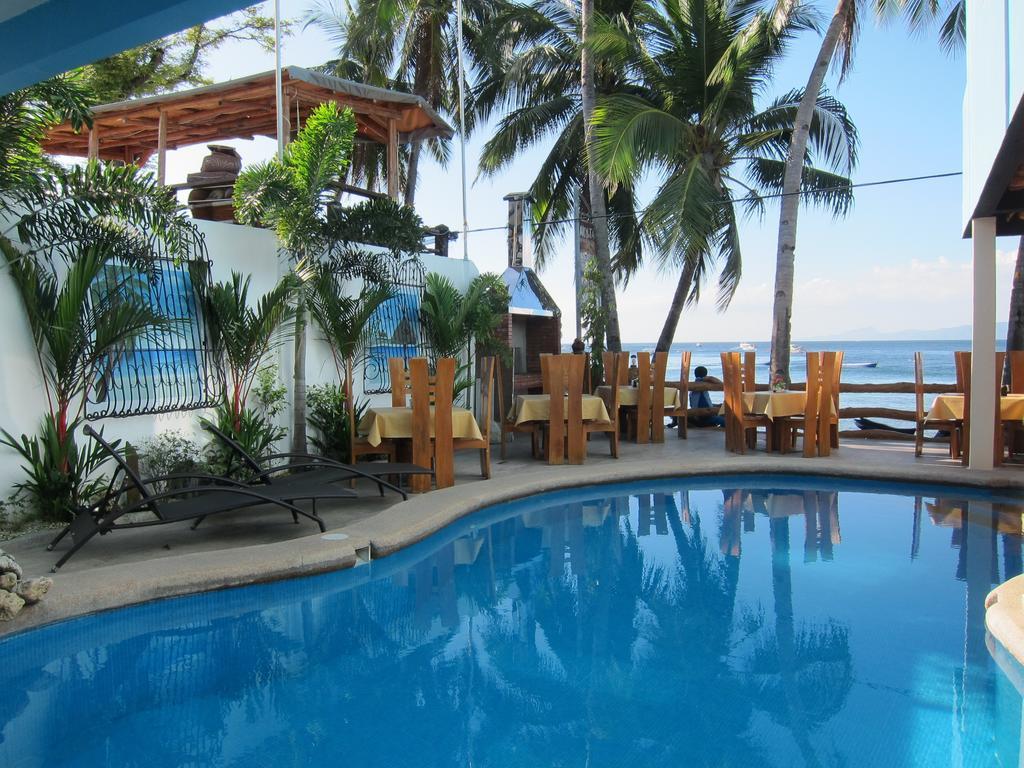 Montani Beach Resort Puerto Galera Powered By Cocotel Exterior photo